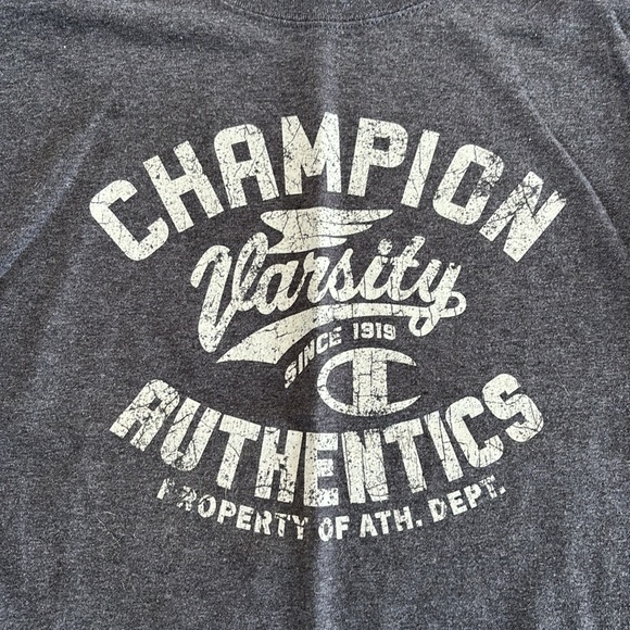 Champion tee - Picture 2 of 6